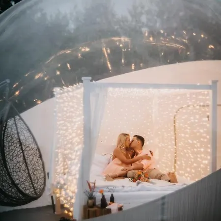W Bance Glamping Luxe tent *